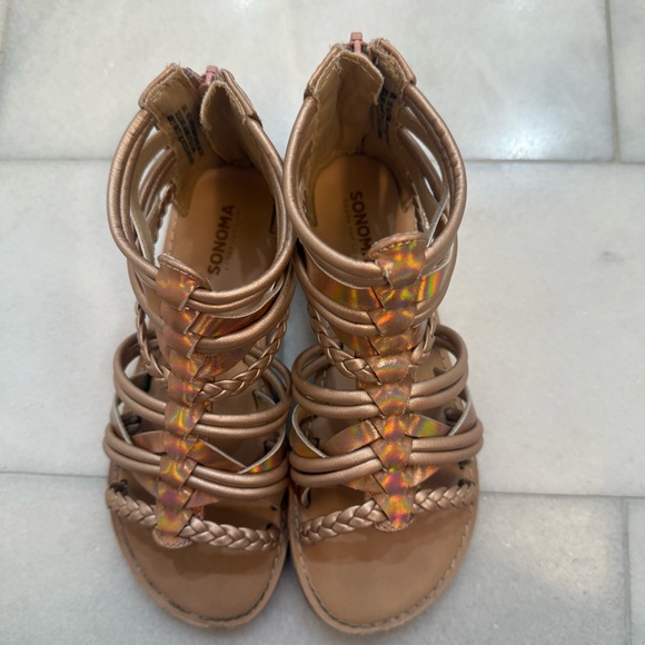 Girls Sonoma Iridescent Gold Gladiator Sandals - Picture 2 of 11